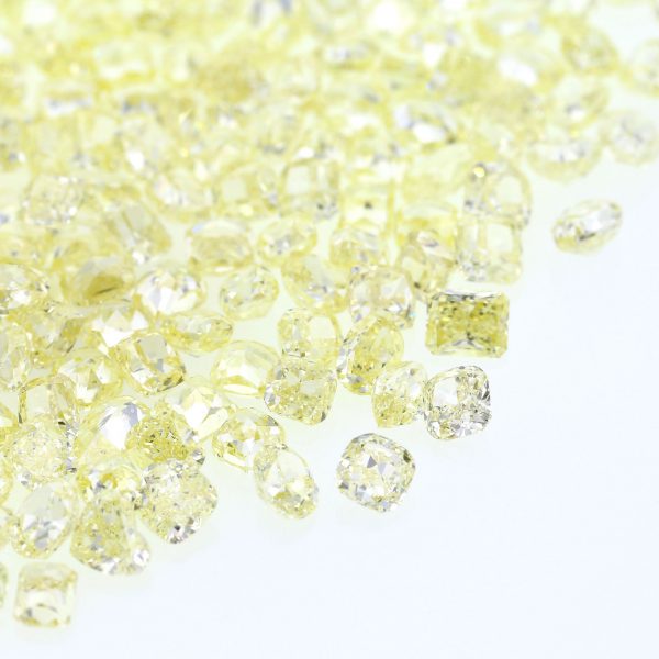 Natural Fancy Light Yellow Fancy shape diamond 0.70 ct and Up sizes. VS