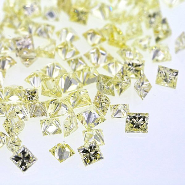 Natural Fancy Light Yellow Princess shape Diamond 0.10 ct to 0.20 ct sizes. VS-SI